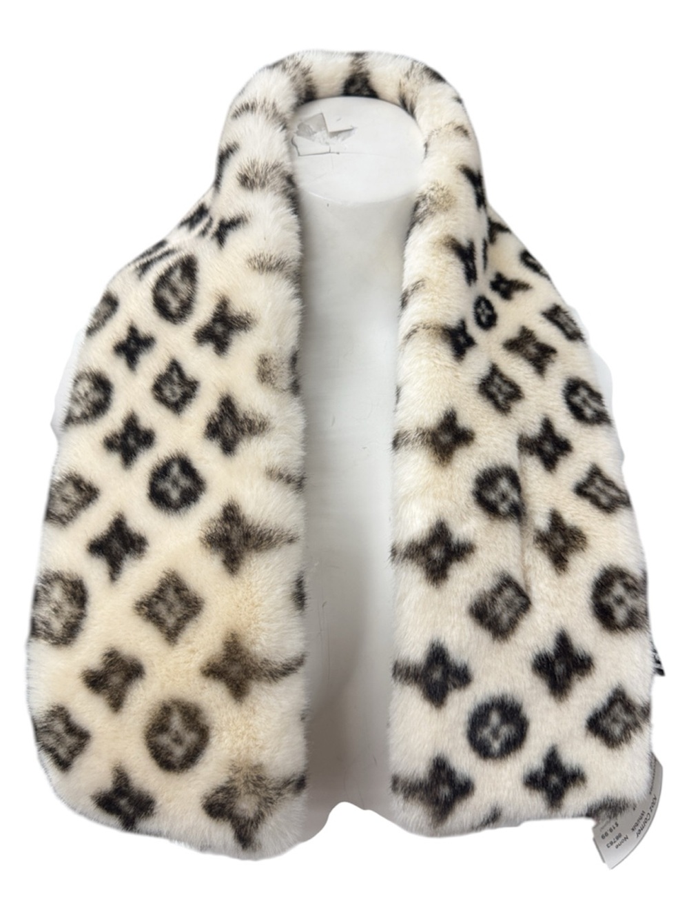 Faux Fur Scarf in Ivory with Black Pattern